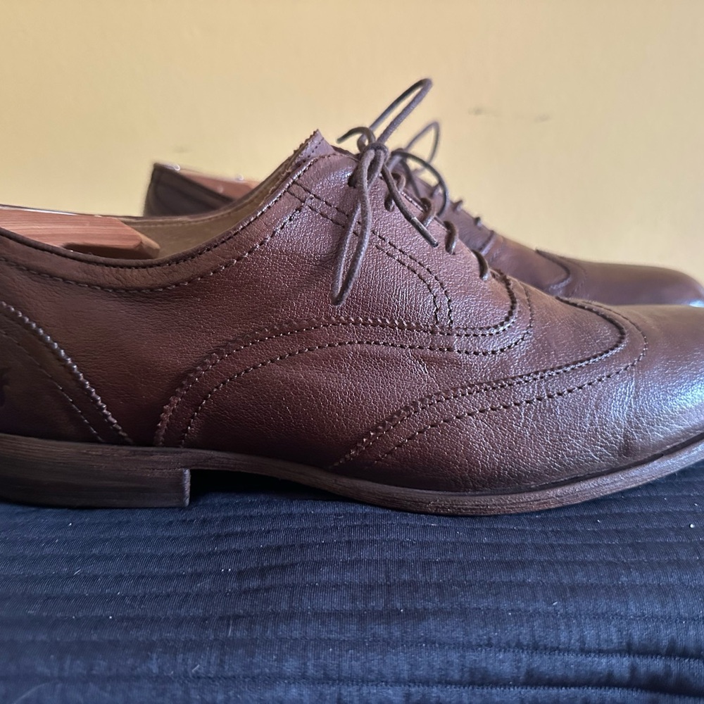 Frye Men's Classic Brown Oxfords